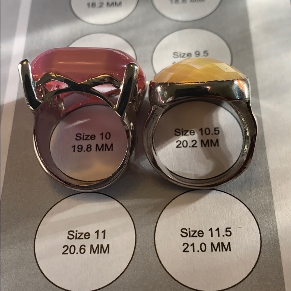 2 Handcrafted Rings - Picture 6 of 6